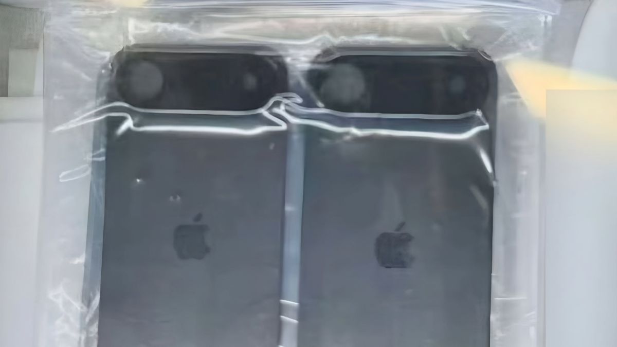 iPhone 17 series leak, iPhone 17 Air design, iPhone 17 camera bump, Apple iPhone 17 series launch, iPhone SE 4 event 2025. 